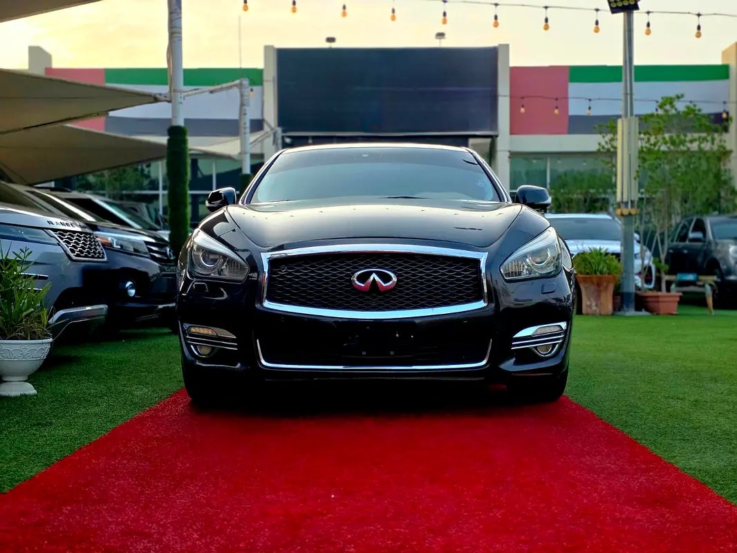 نمای دیگر اینفینیتی Q70 لوکسوری پرواکتیو 2016
