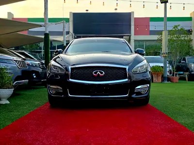 نمای دیگر اینفینیتی Q70 لوکسوری پرواکتیو 2016