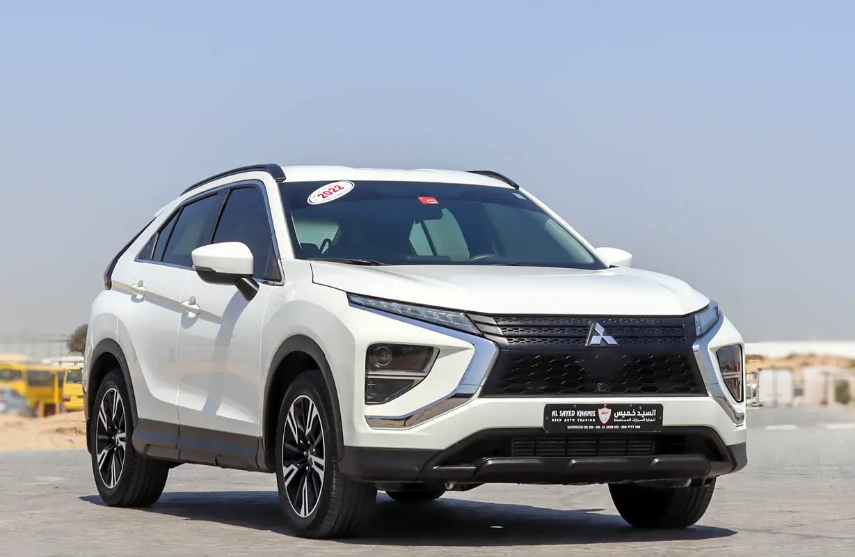 نمای دیگر میتسوبیشی اکلیپس کراس GLS 2022