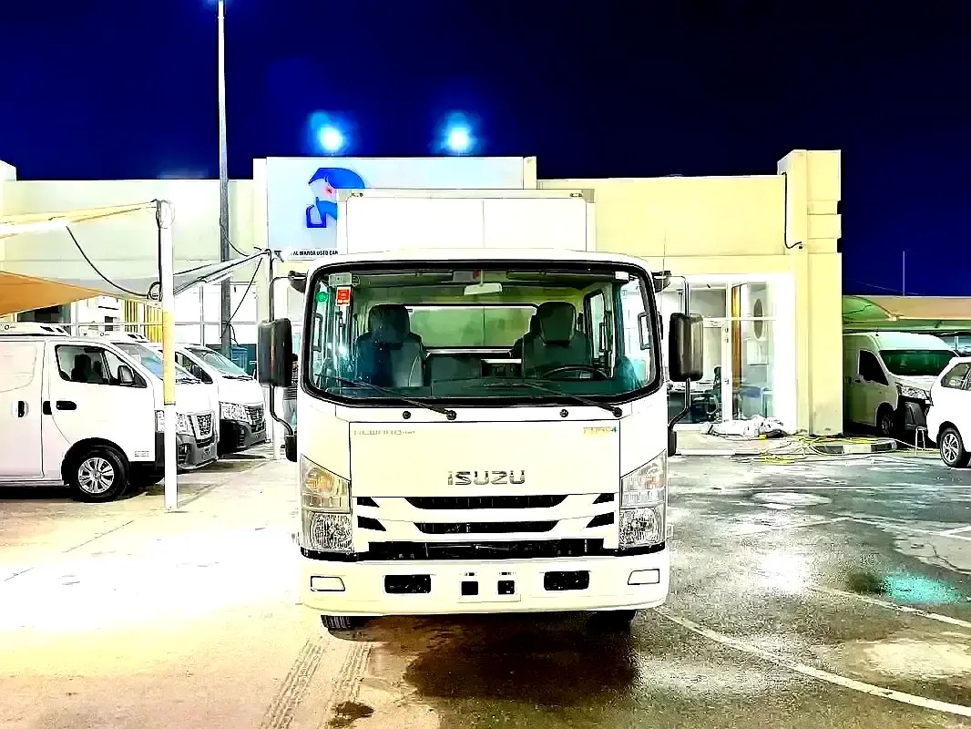 نمای دیگر ایسوزو N-SERIES NPR 2022
