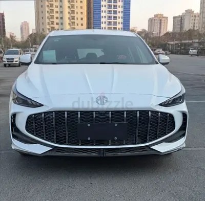 نمای دیگر امجی MG5 لوکس 2025