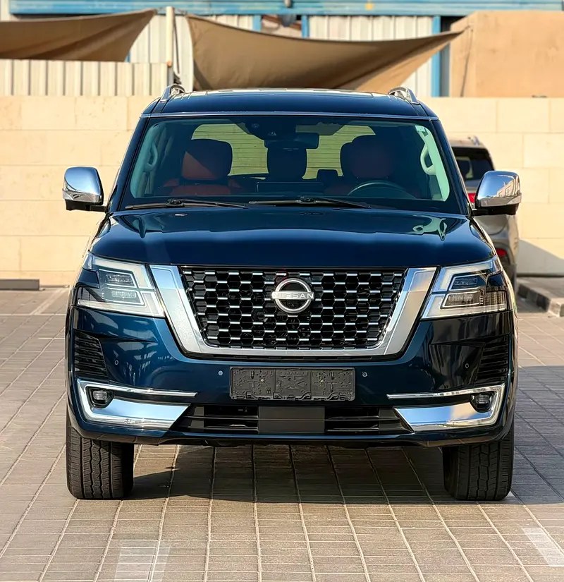 نمای دیگر نیسان پاترول LE پلاتینیوم سیتی 2023