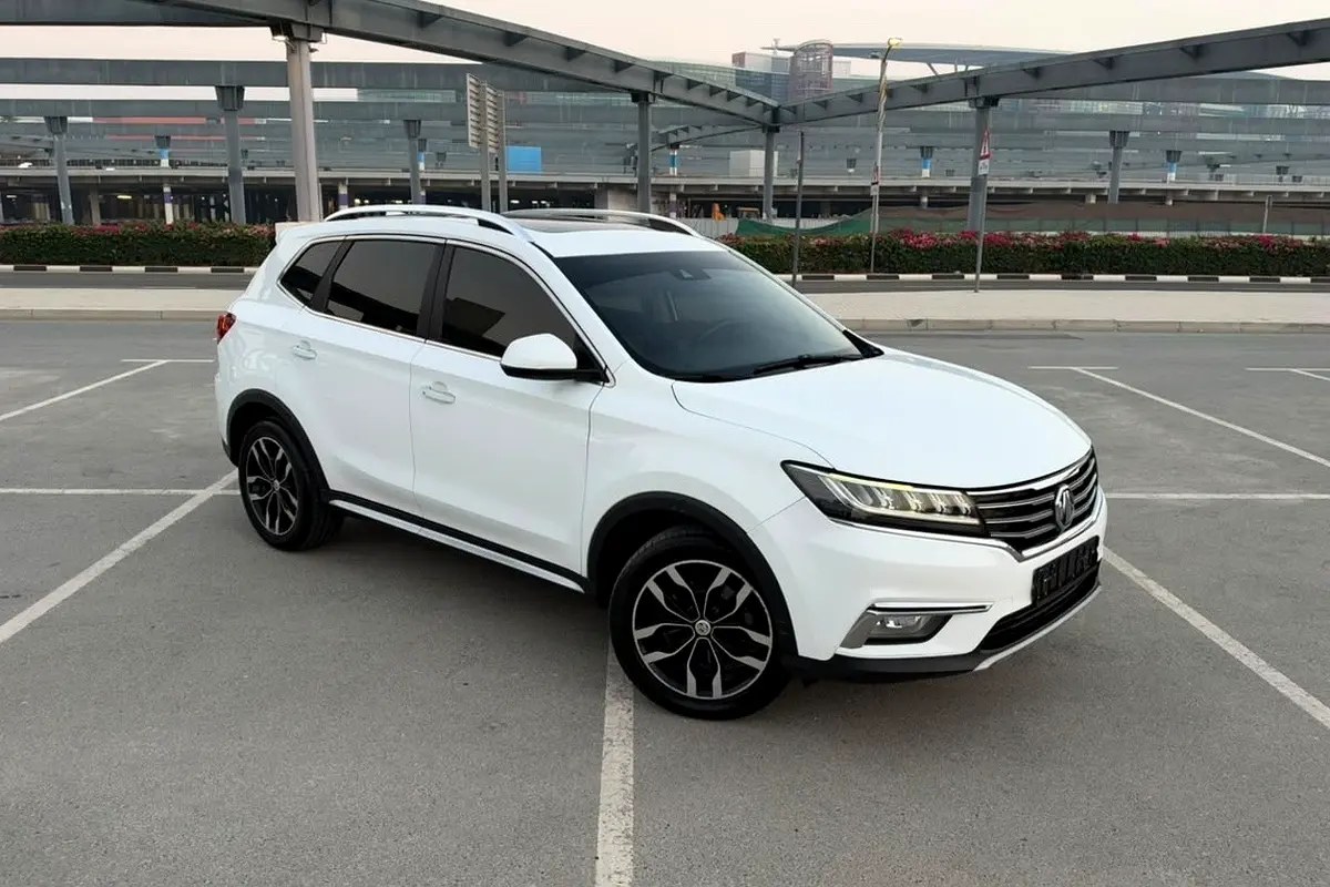 نمای دیگر ام جی RX5 لوکس 2019