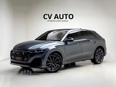 نمای دیگر آئودی SQ8 4.0 TFSI کواترو 2026