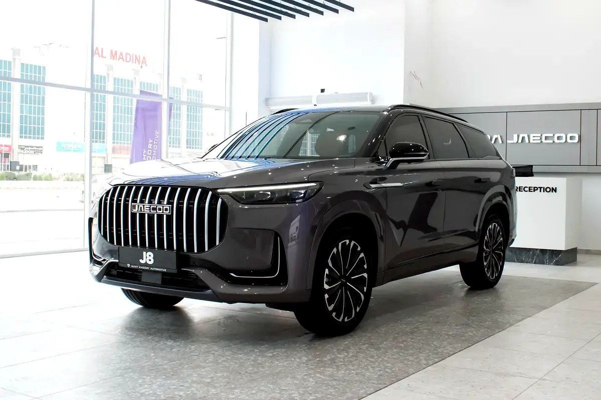 نمای دیگر جیکو J8 پریمیوم 2025