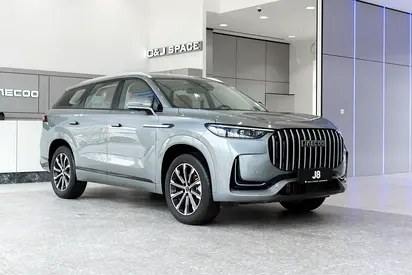 نمای دیگر جیکو J8 لوکس 2026