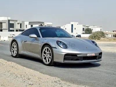 نمای دیگر پورشه 911 کاررا 2025