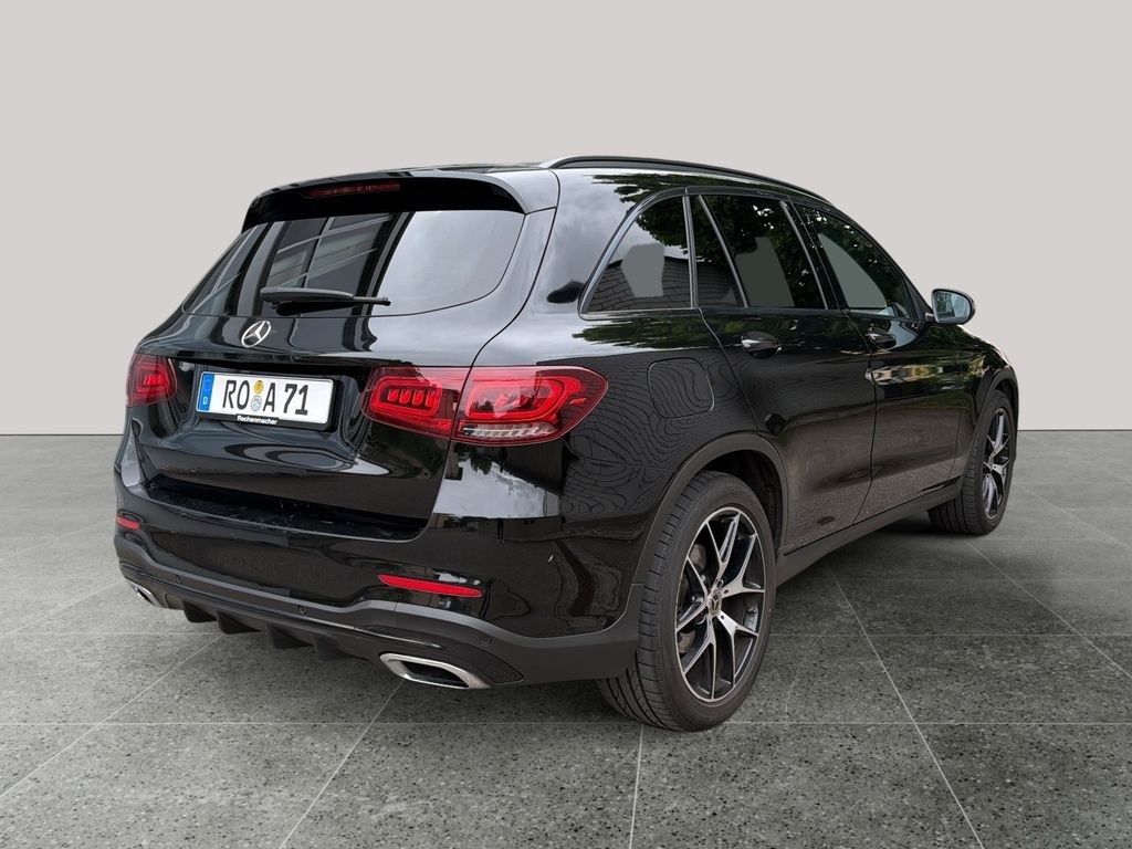 نمای دیگر مرسدس بنز GLC 400 d 4MATIC-AMG لاین 20 Zoll-پانوراما-360°