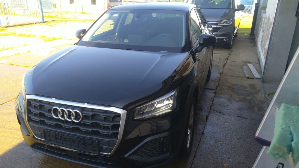 نمای دیگر آئودی Q2 35 1.5 TFSI STronic ناوبری دوربین دنده عقب