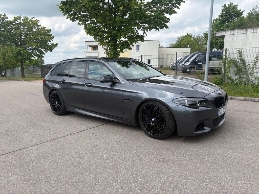 نمای دیگر بی ام و M550Xd، ترمز M5، HUD، نایت ویژن، پانوراما، AHZV، LED