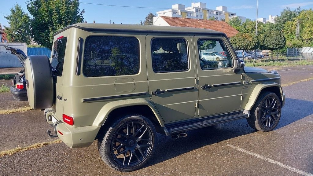 نمای دیگر مرسدس بنز G 63 AMG فویل شده
