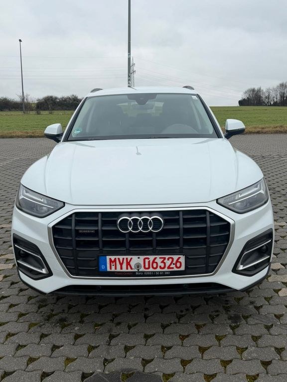 نمای دیگر آئودی Q5 40 TDI quattro بیسیک، S-tronic، 1 دست، گارانتی