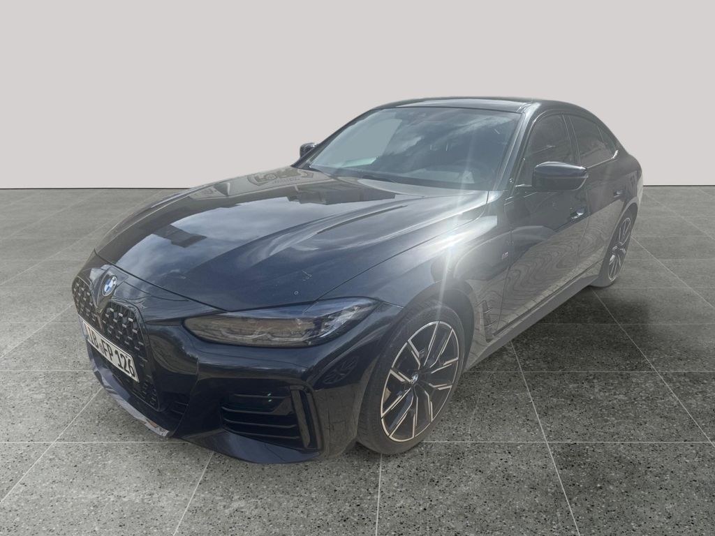 نمای دیگر بی ام و 420d گرند کوپه 420d xDrive M اسپرت