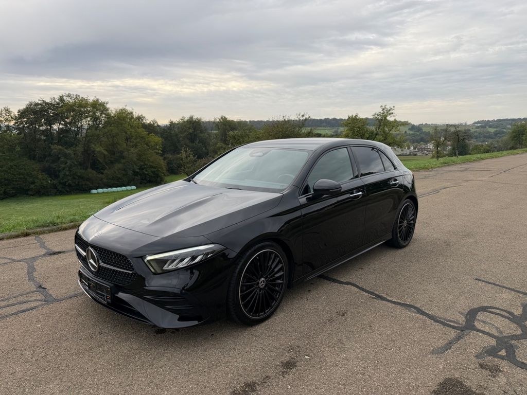 مرسدس بنز A 180 AMG لاین/LED/دوربین/19 ZOLL/نور محیطی/نایت