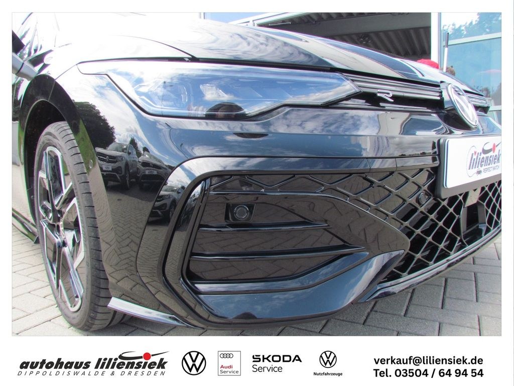 نمای دیگر فولکس واگن گلف 8 واریانت 2.0 TDI DSG آر-لاین