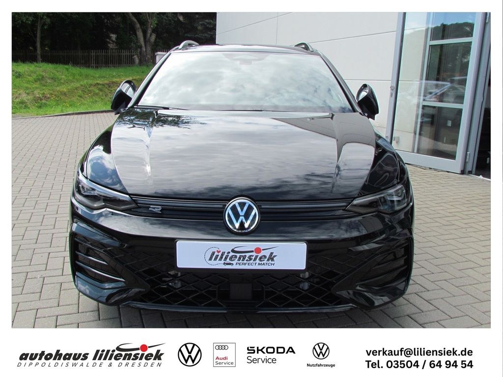 نمای دیگر فولکس واگن گلف 8 واریانت 2.0 TDI DSG آر-لاین