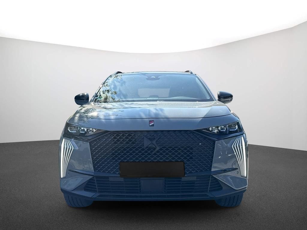 نمای دیگر دی اس اتومبیلز DS7 کراس‌بک DS 7 پرفورمنس لاین + BlueHDi 1