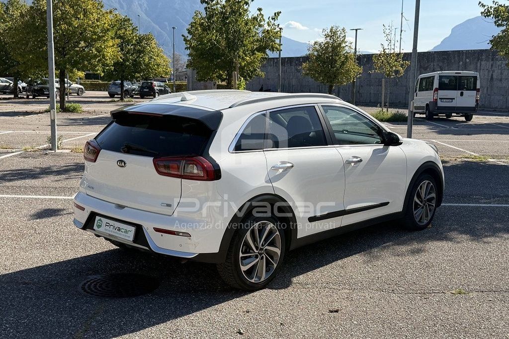 نمای دیگر کیا کیا نیرو 1.6 GDi DCT HEV استایل