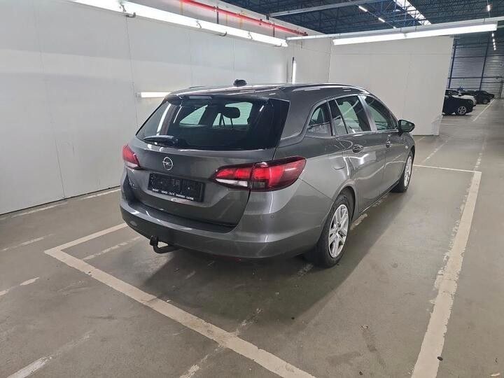 نمای دیگر اوپل آسترا K اسپورتس تورر ادیشن*نتو-2800€