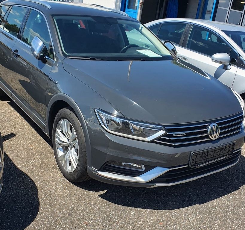 نمای دیگر فولکس واگن فولکس واگن پاسات 2.0 tdi 4Motion آلترک