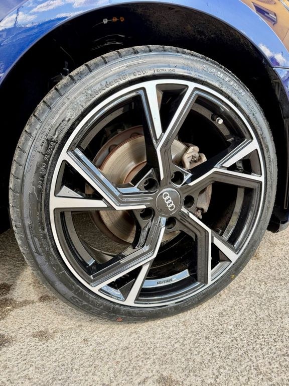 نمای دیگر آئودی A3 اسپورتبک 35 TDI 150cv 2024