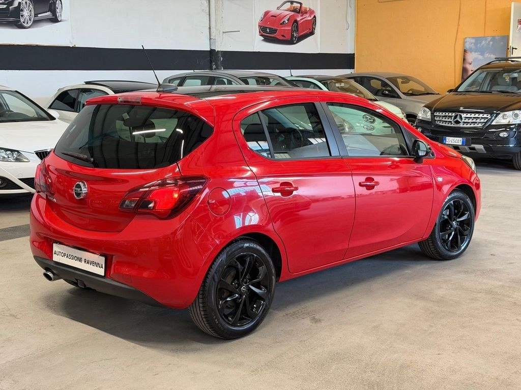 نمای دیگر اوپل کورسا 1.4 90CV GPL تک 5 درب b-Color