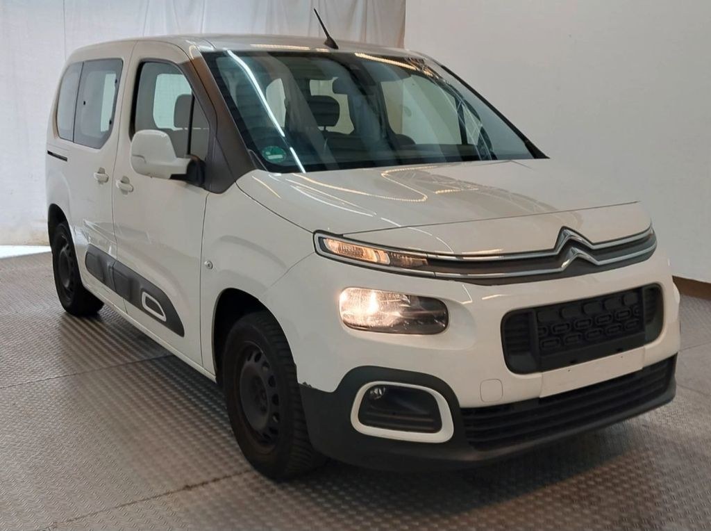 نمای دیگر سیتروئن برلینگو 1.2 LIVE M 5SZ NAVI DAB کلیما PDC
