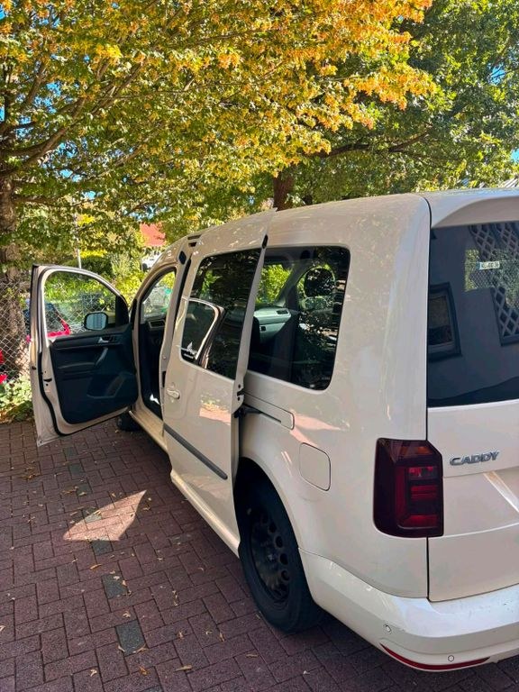 فولکس واگن کدی 2.0 TDI چندمنظوره...