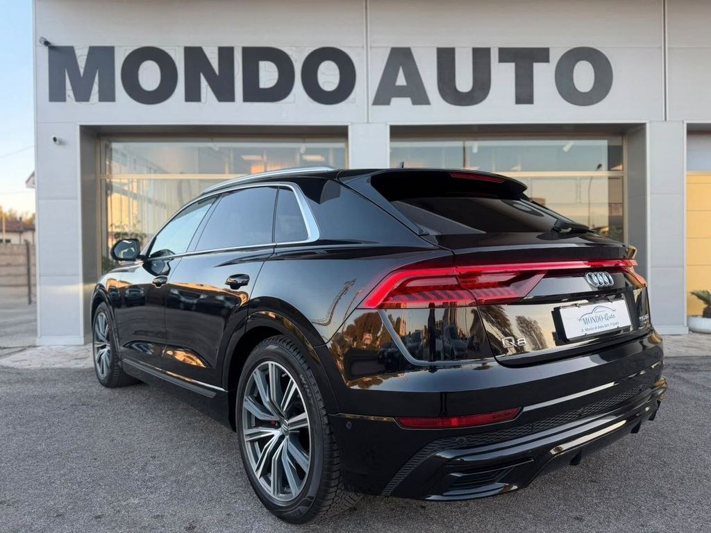 نمای دیگر آئودی Q8 50 TDI 286 CV کواترو تیپترونیک اسپرت 28