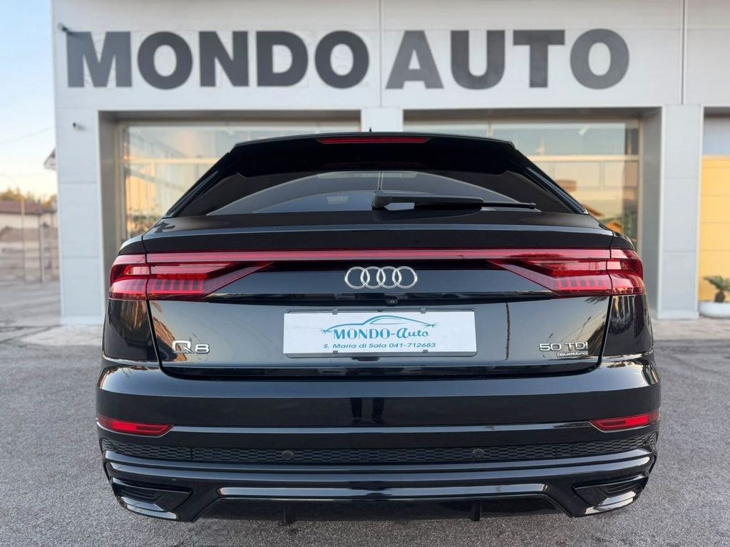 نمای دیگر آئودی Q8 50 TDI 286 CV کواترو تیپترونیک اسپرت 28