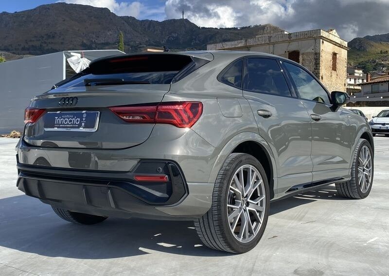 نمای دیگر آئودی Q3 SPB اس لاین داخلی و خارجی 2.0 TDI 15
