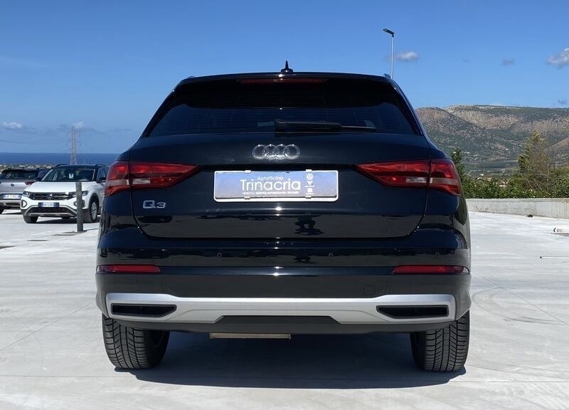 نمای دیگر آئودی Q3 بیزینس ادونس 2.0 TDI 150CV اس-ترونیک