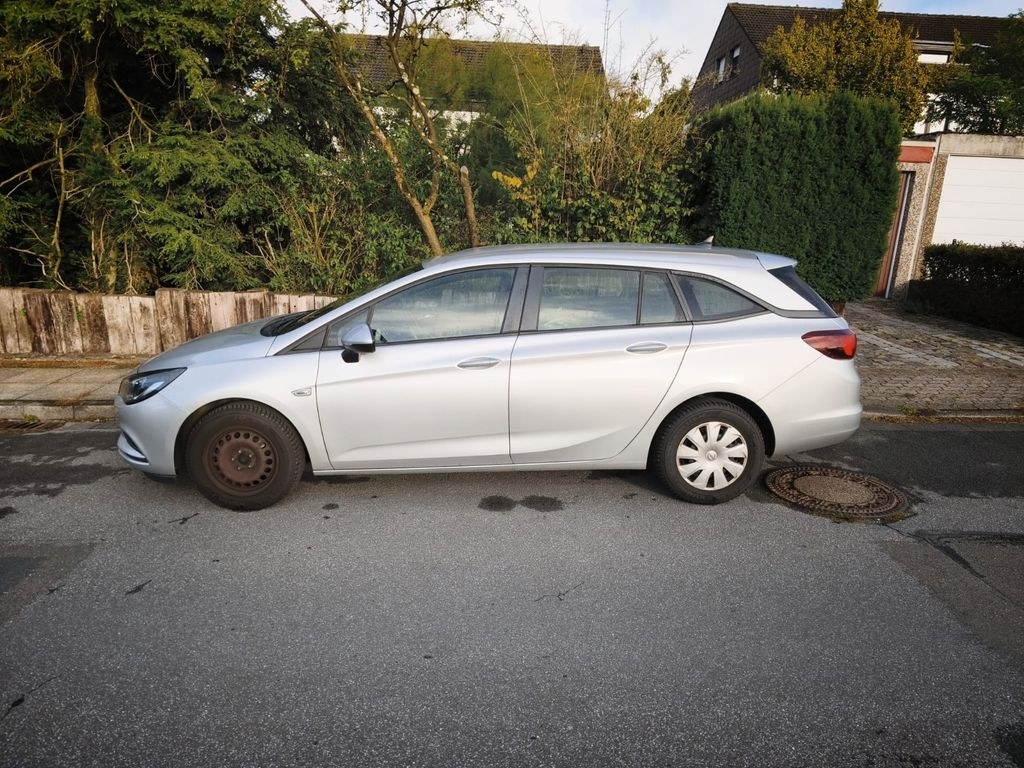 اوپل آسترا -تسمه تایم، کلاچ، لاستیک و معاینه فنی جدید.