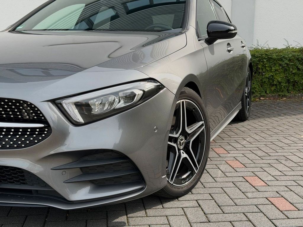 نمای دیگر مرسدس بنز مرسدس بنز A200 AMG-لاین و پکیج شب