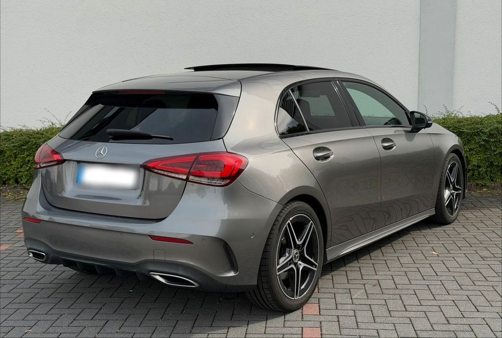 نمای دیگر مرسدس بنز مرسدس بنز A200 AMG-لاین و پکیج شب