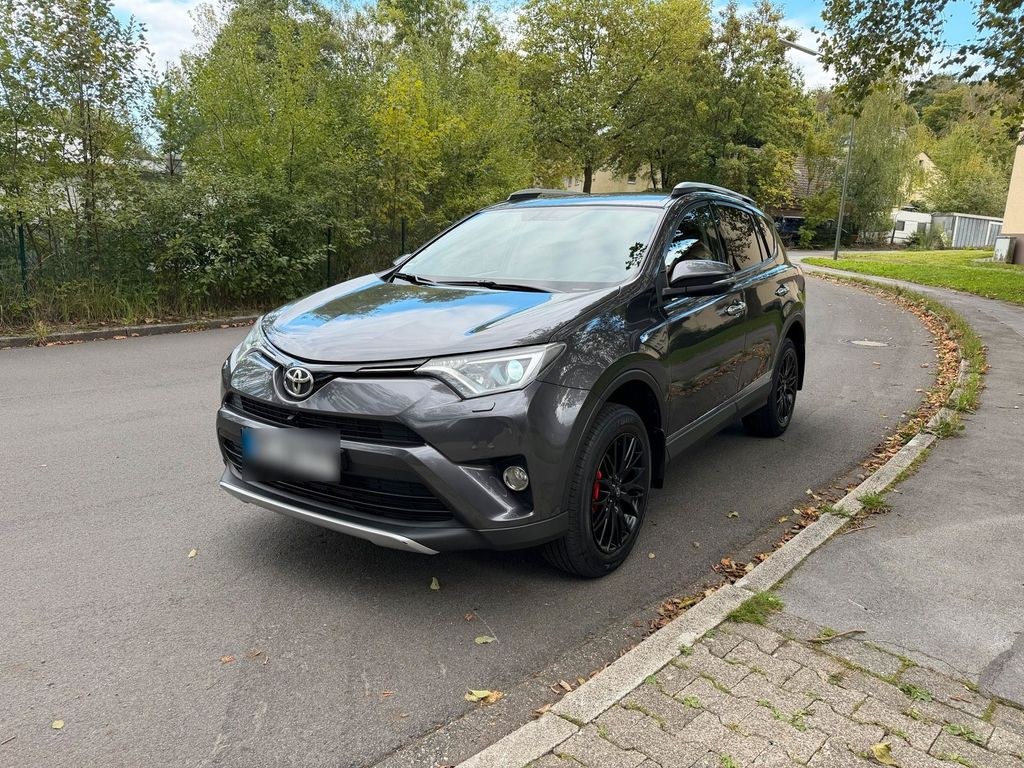 نمای دیگر تویوتا RAV4 2.0 بنزین اتوماتیک | وضعیت عالی...
