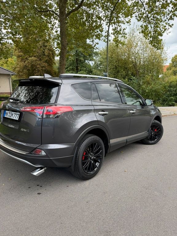 نمای دیگر تویوتا RAV4 2.0 بنزین اتوماتیک | وضعیت عالی...