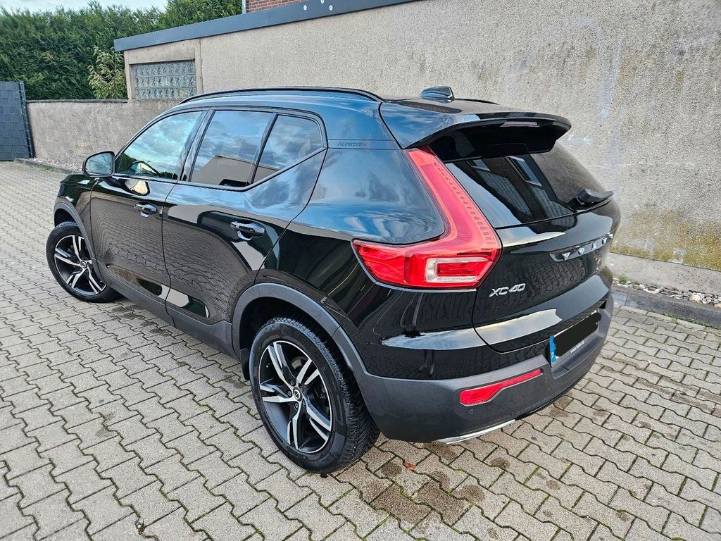 نمای دیگر ولوو XC40 D4 AWD R-Design | 190 PS | اتو...