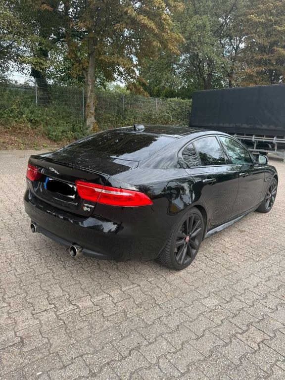 نمای دیگر جگوار XE S 340 PS V6 سوپرشارژ Fast Vo...