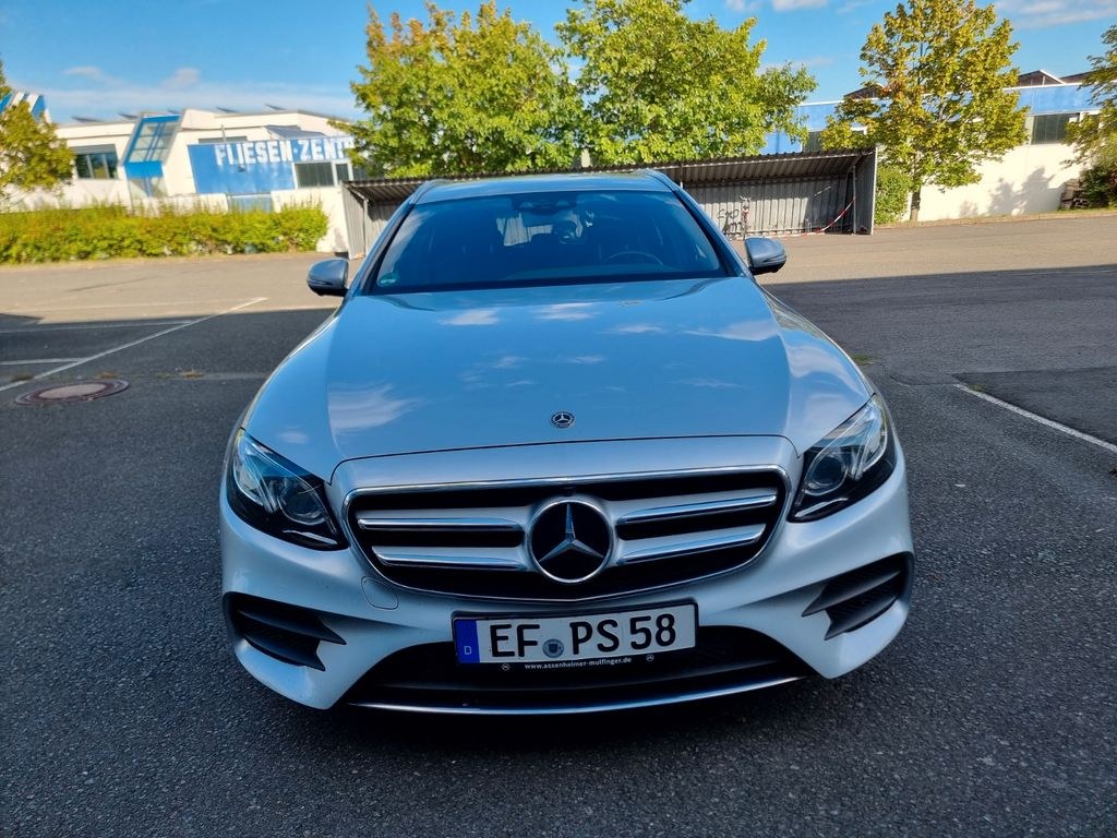نمای دیگر مرسدس بنز مرسدس E 350 d 4MATIC T AMG لاین