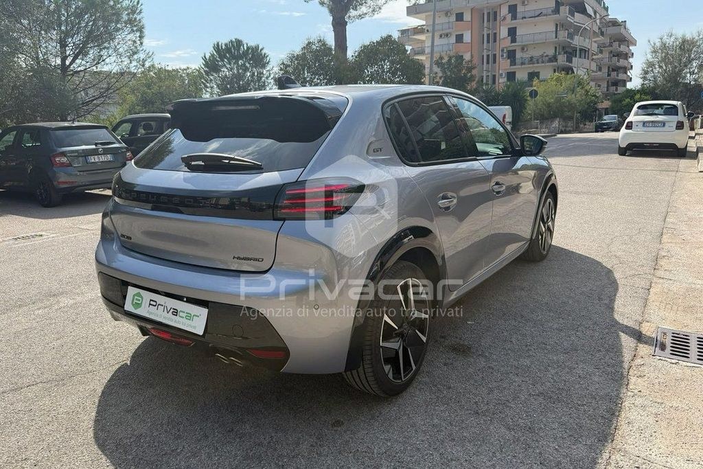 نمای دیگر پژو 208 هیبرید 145 e-DCS6 5 در GT
