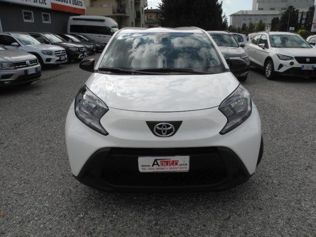 نمای دیگر سایر تویوتا آیگو X 1.0 VVT-i 72cv 5 در - مناسب راننده تازه‌کار