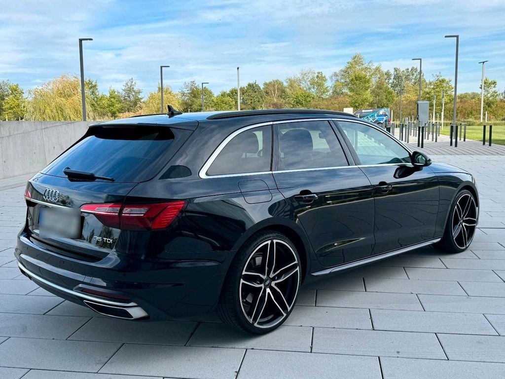 آئودی A4 35 TDI کمبی تعویض امکان‌پذیر