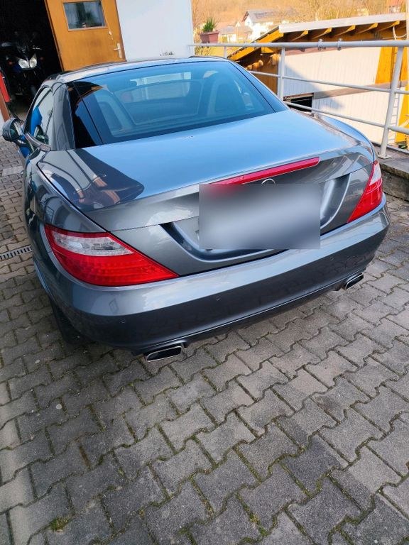 نمای دیگر مرسدس بنز مرسدس SLK 200- R 172- بدون تصادف
