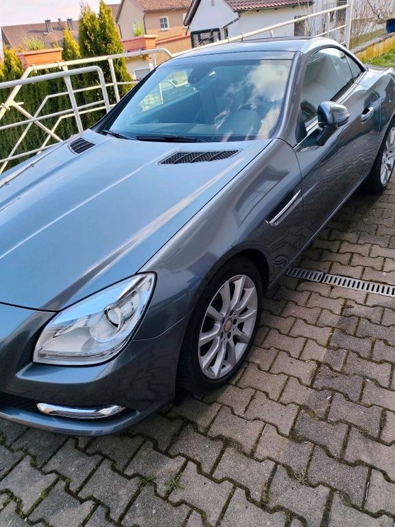 نمای دیگر مرسدس بنز مرسدس SLK 200- R 172- بدون تصادف