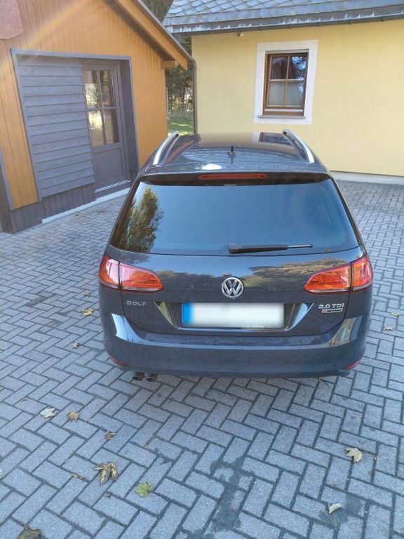 نمای دیگر فولکس واگن گلف واریانت آل‌استار 4Motion 2.0 TDI