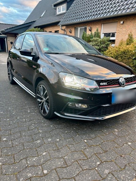 نمای دیگر فولکس واگن پولو GTI