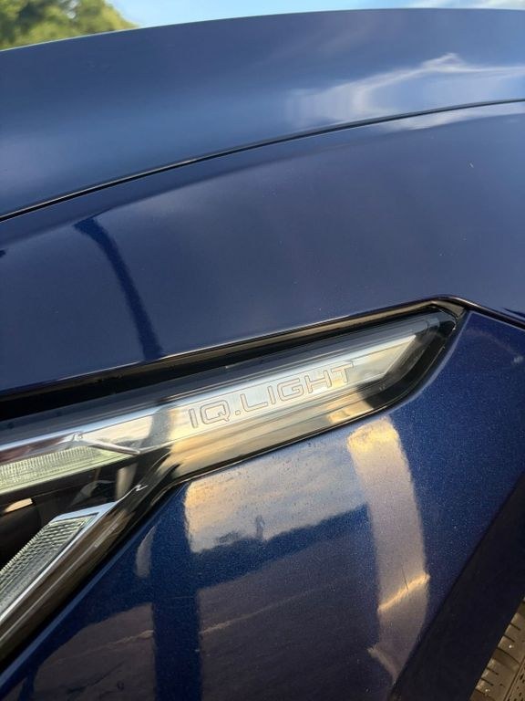 نمای دیگر فولکس واگن گلف واریانت 2.0 یدککش DSG IQ Light