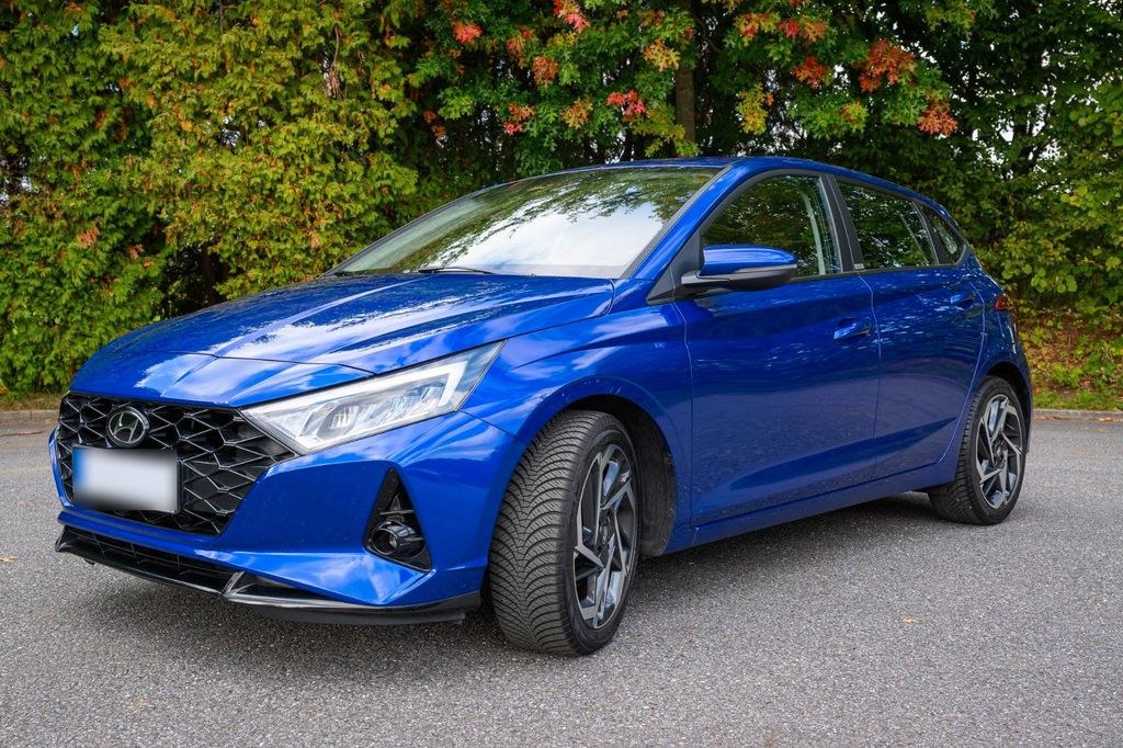هیوندای i20 نسخه اینترو