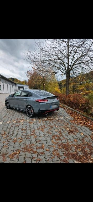 نمای دیگر هیوندای i30n فستبک